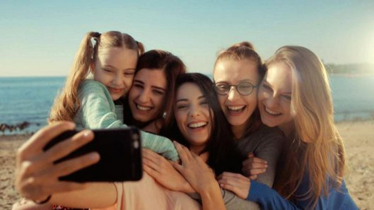 مسلسل من اجل بناتي الحلقة 7 مترجمة