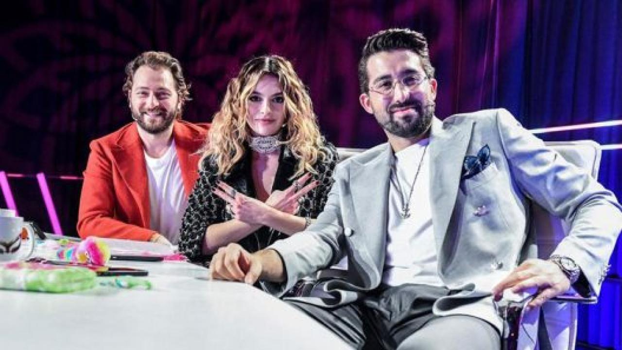 مسلسل من انت ايها المقنع الحلقة 9 مترجمة